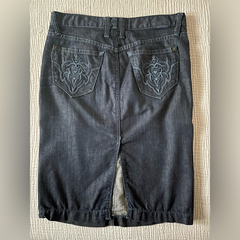 J&Company denim pencil skirt 26